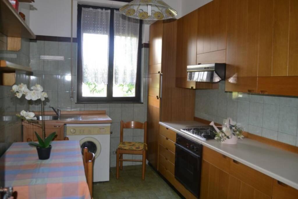 Villa Immersa Nel Verde A لانسو دينْتيلفي المظهر الخارجي الصورة