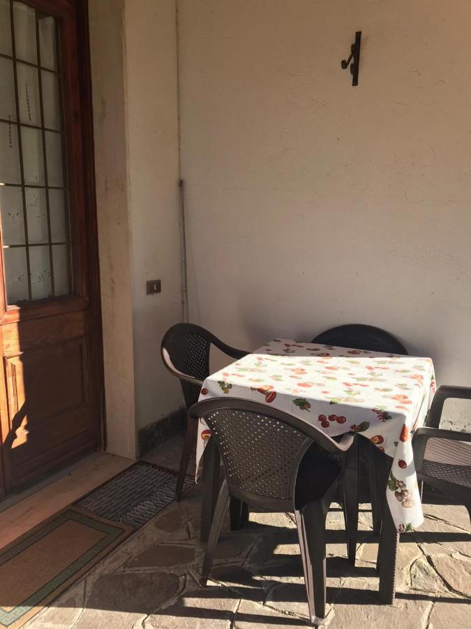Villa Immersa Nel Verde A لانسو دينْتيلفي المظهر الخارجي الصورة